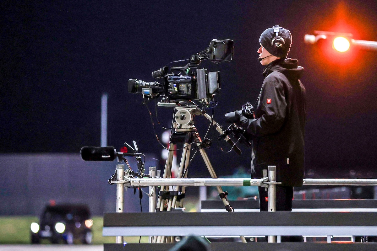 TV-Kamera am Flughafen BER